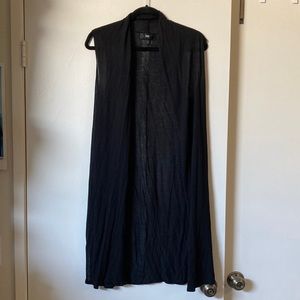 Mossimo black lightweight sleeveless cardigan, size M/L